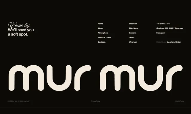 Підвал сайту з великим логотипом MUR MUR